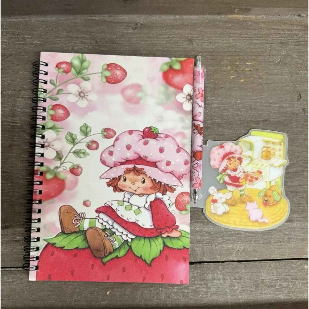 Strawberry Shortcake ring binder
